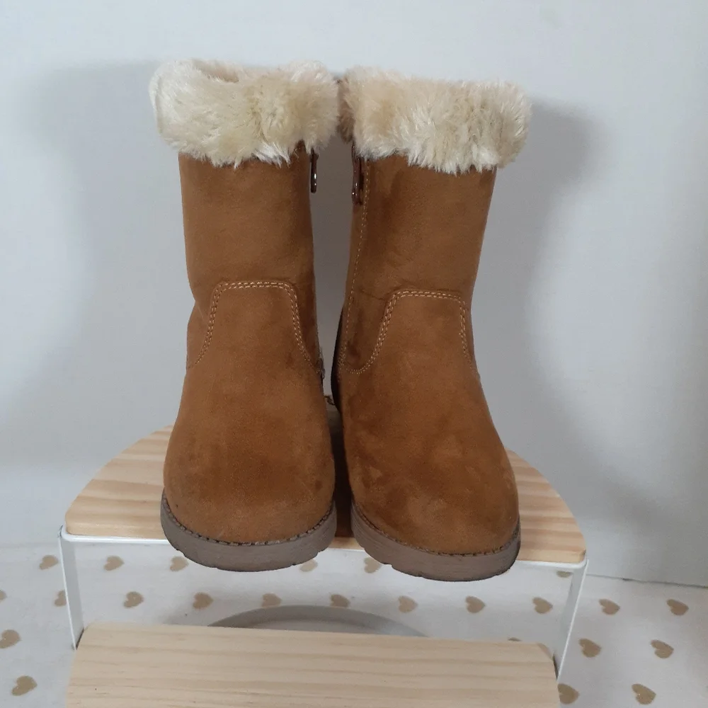 Cat & Jack Camel Suede Toddler Boots - Picture 1 of 6